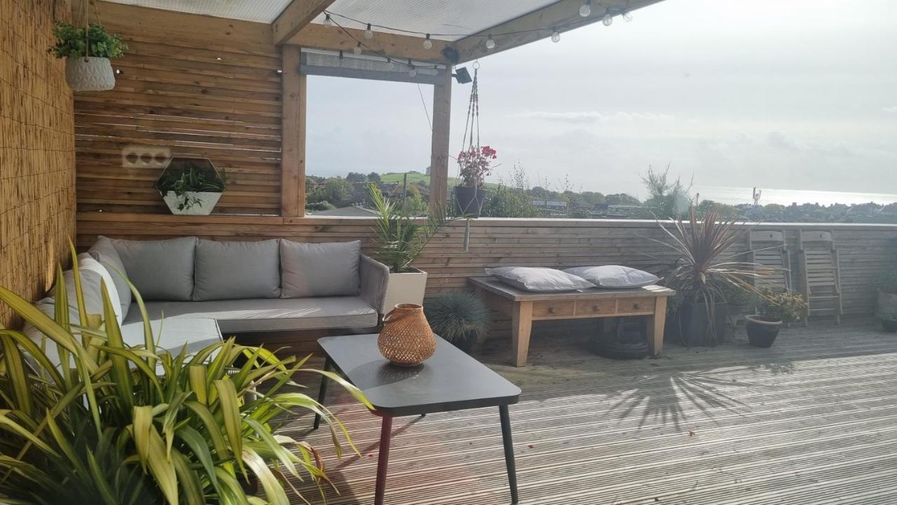Bijou Annexe, Sea View, Private Entrance & Parking - Folkestone Hotel Exterior photo